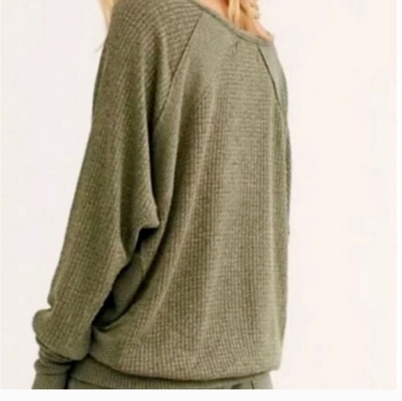 NWT: FREE PEOPLE; SANTA CLARA THERMAL LONG SLEEVE TOP. - Picture 2 of 4
